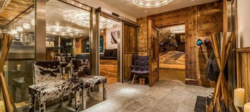 Unique chalet for rent in Val d’Isère with 500m2 