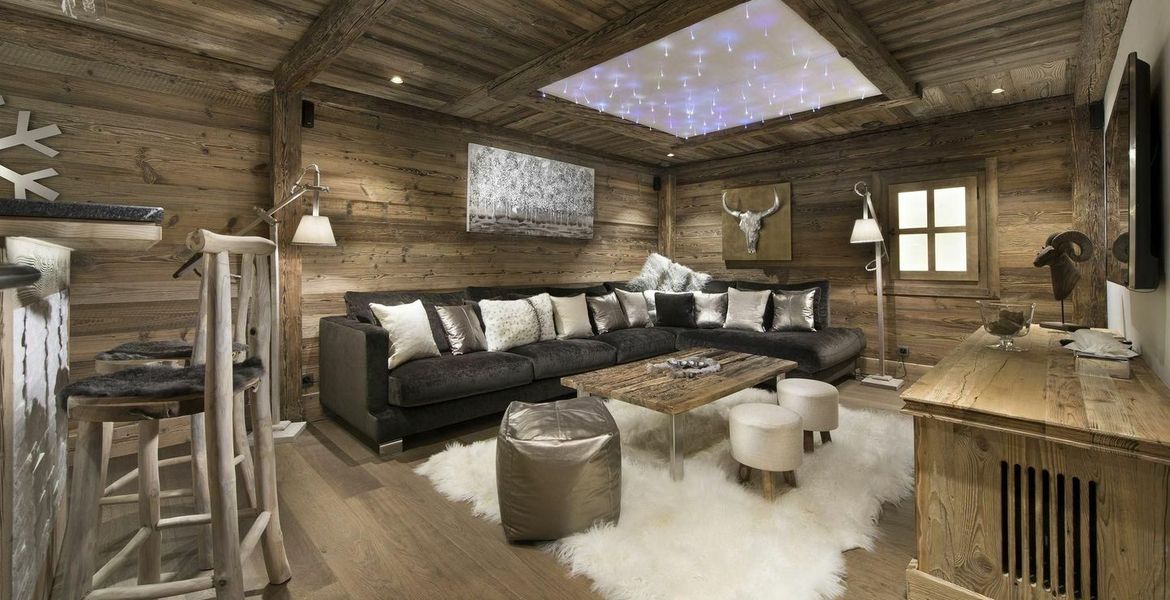 220sqm chalet with 5 bedroom for rent in Courchevel 1550