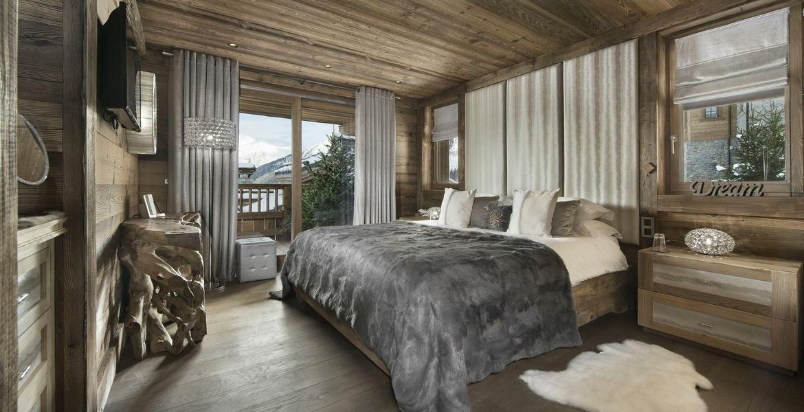 220sqm chalet with 5 bedroom for rent in Courchevel 1550