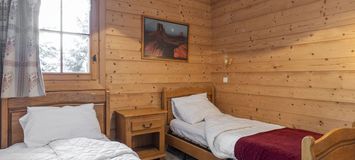 This 4 bedrooms chalet for 8 persons of 105 sq-meter
