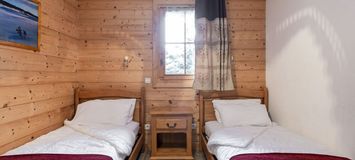 This 4 bedrooms chalet for 8 persons of 105 sq-meter