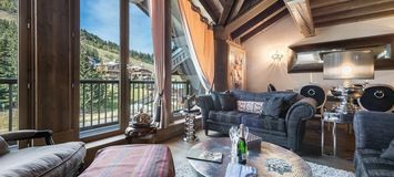 Двухуровневая квартира в Plantret Courchevel 1850 с 3 спальн