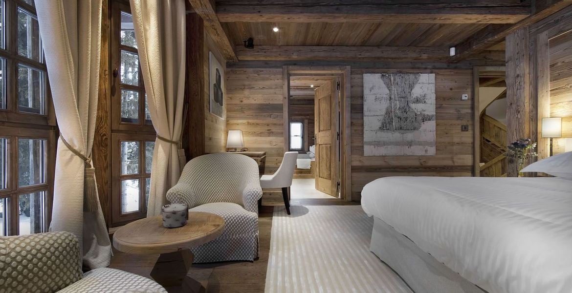 Chalet with a pool in Courchevel 1850, Bellecôte for rent