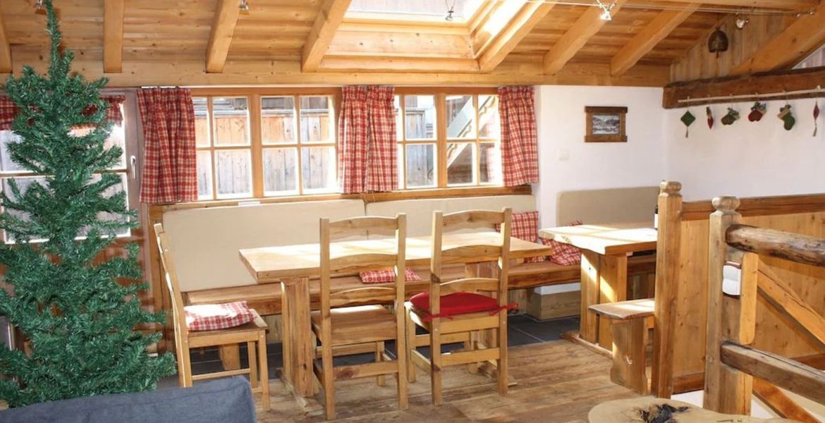 Un chalet lujoso, tradicional y acogedor en Courchevel 1300 