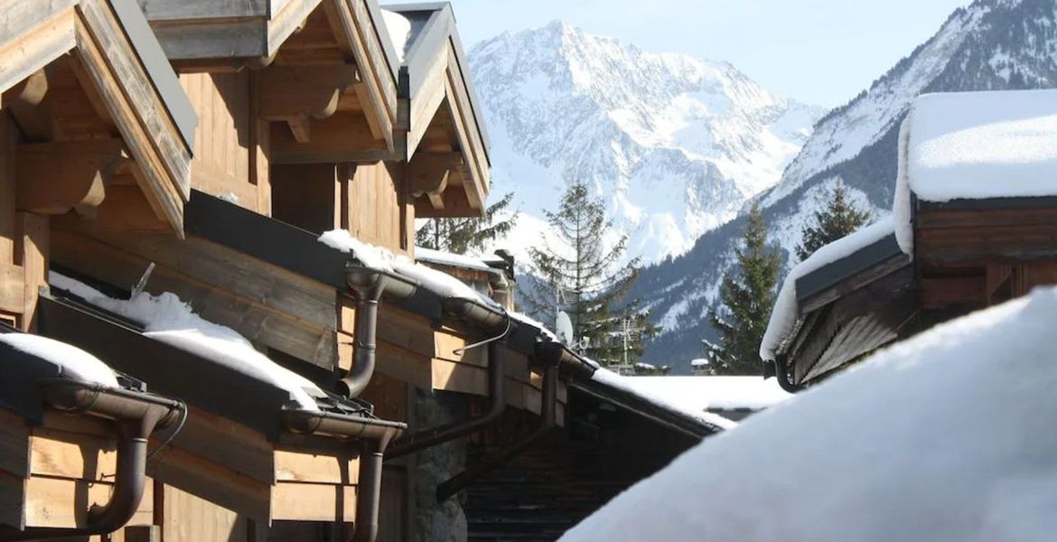 A luxurious, traditional and cosy chalet in Courchevel 1300 