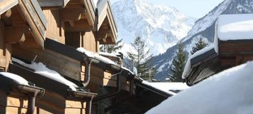 A luxurious, traditional and cosy chalet in Courchevel 1300 