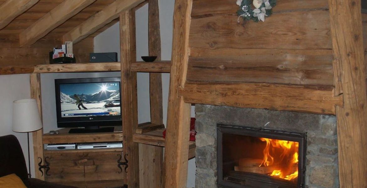 Un chalet lujoso, tradicional y acogedor en Courchevel 1300 