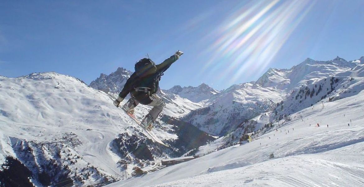 Un chalet lujoso, tradicional y acogedor en Courchevel 1300 