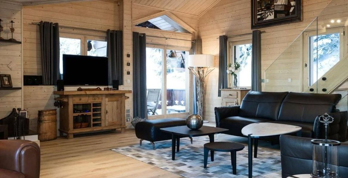 This chalet for rental is located in Cospillot, Courchevel