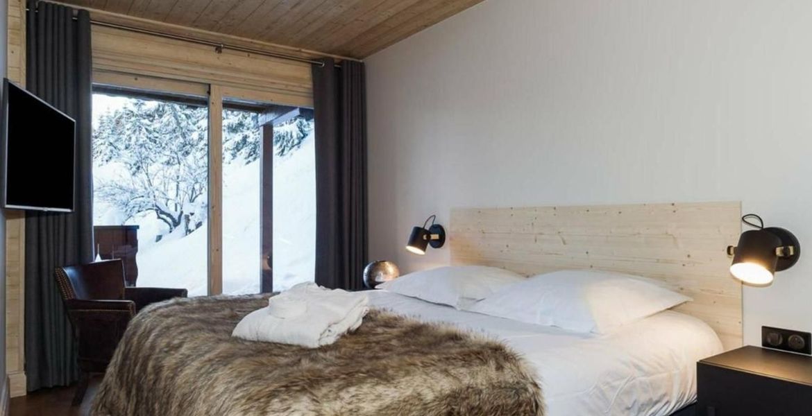 This chalet for rental is located in Cospillot, Courchevel