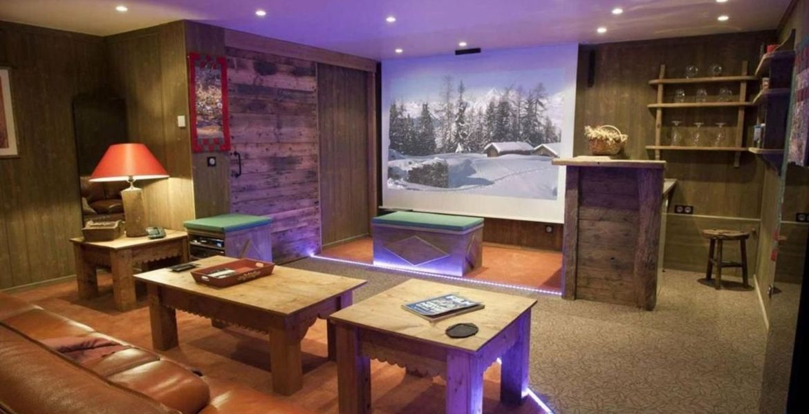 This chalet for rental is located in Cospillot, Courchevel