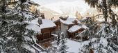 Ce chalet à louer est situé à Cospillot, Courchevel 1850