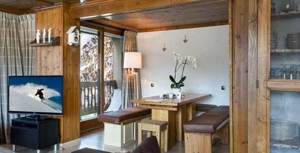 Appartement de charme situé au coeur de Courchevel 1850 