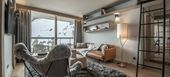 A luxury 9 persons ski-in ski-out apartment for rental