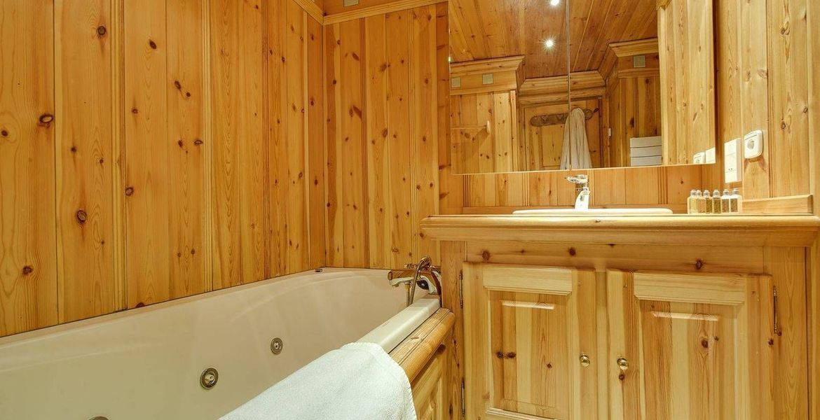 Bel appartement de 3 chambres à louer avec 90 m² Courchevel