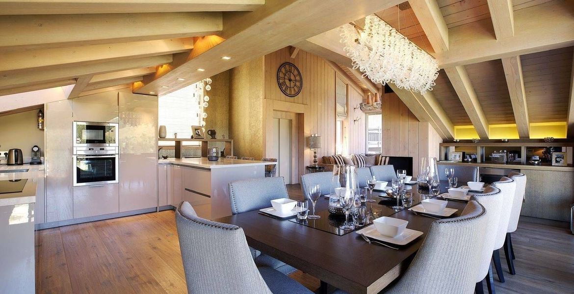 Un chalet acogedor, espacioso y luminoso en Courchevel 