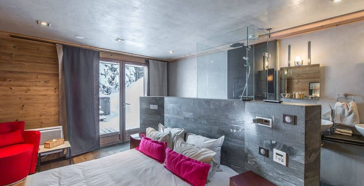 Savoyard Chalet  in Courchevel 1850