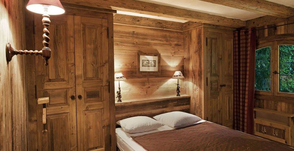 The mountain chalet in Courchevel 1850