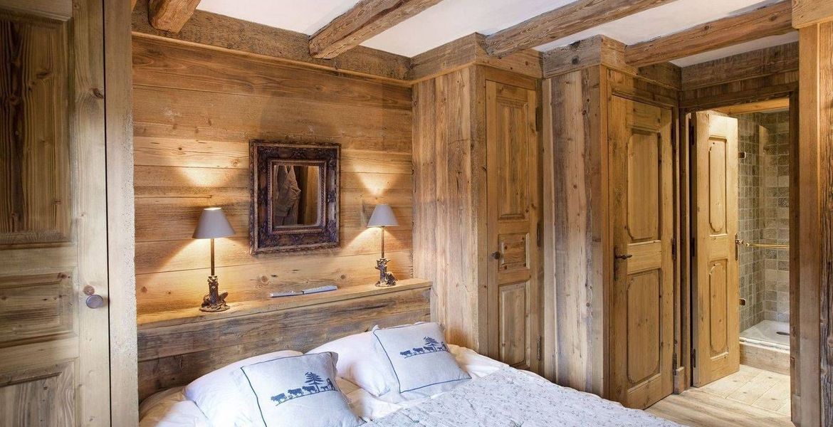 The mountain chalet in Courchevel 1850