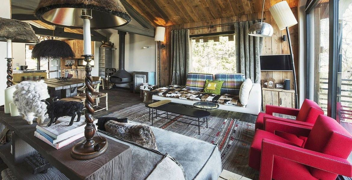 Cozy Chalet in Courchevel 1550