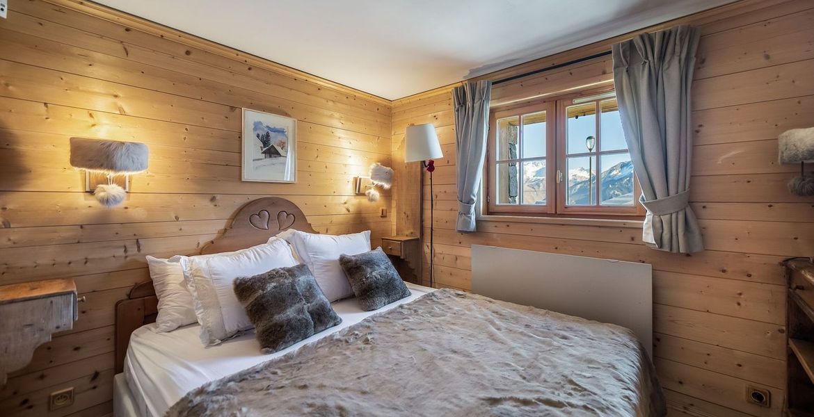 Chalet for rent in Plantret Courchevel 1850 with 230 sqm 