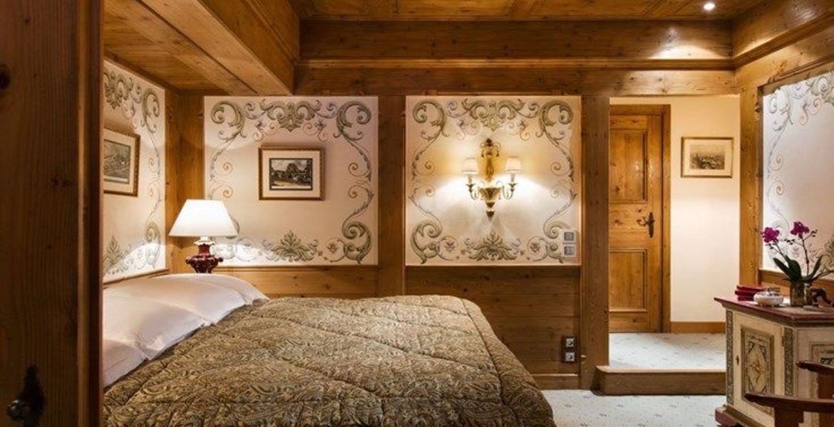 The Suite on the ski slope has two large bedrooms for rental