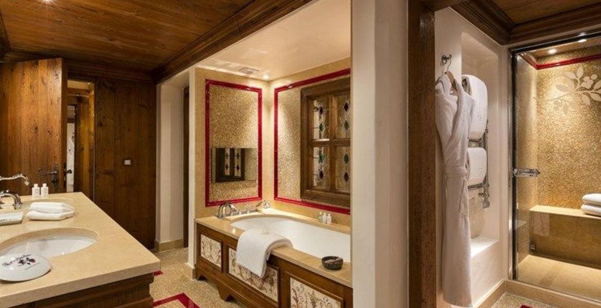 Suite au Jardin Alpin Courchevel 1850 à louer avec un hammam