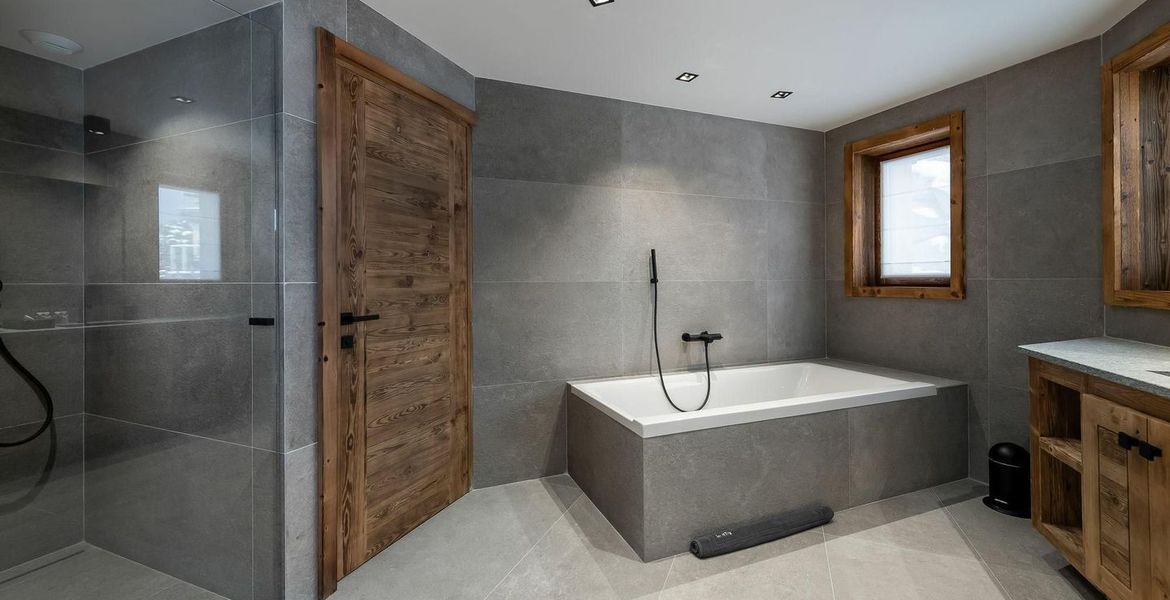 Luxury chalet rental in Courchevel 1550 Village