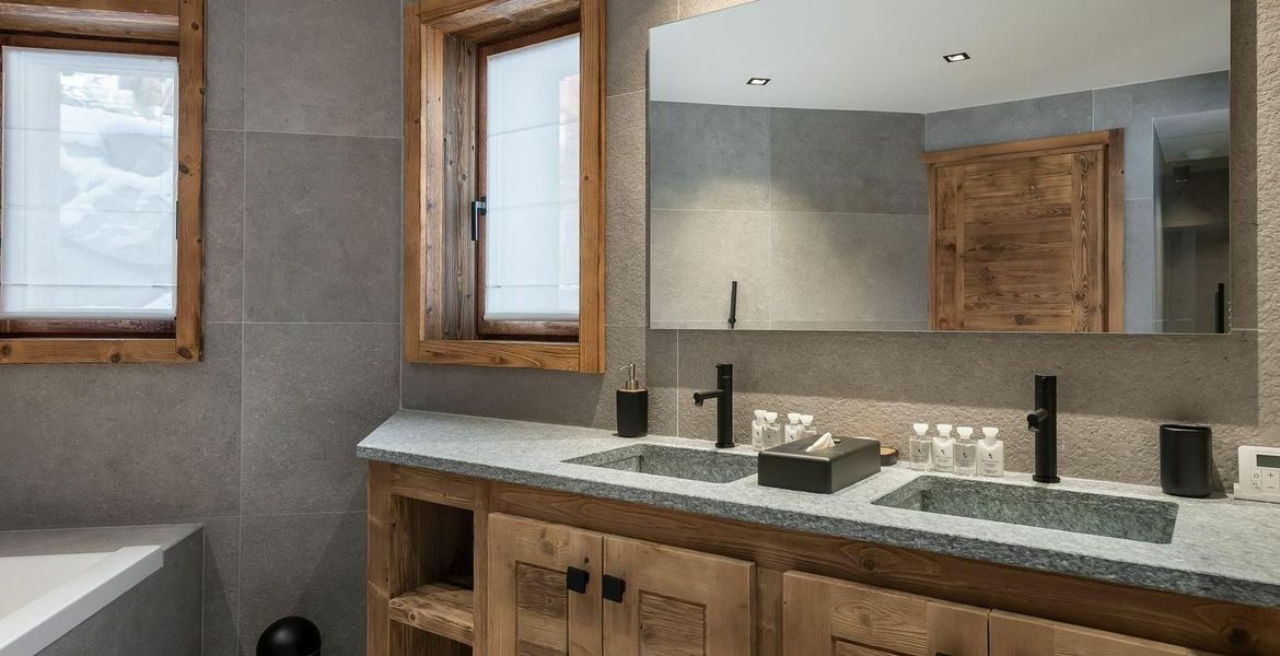 Luxury chalet rental in Courchevel 1550 Village