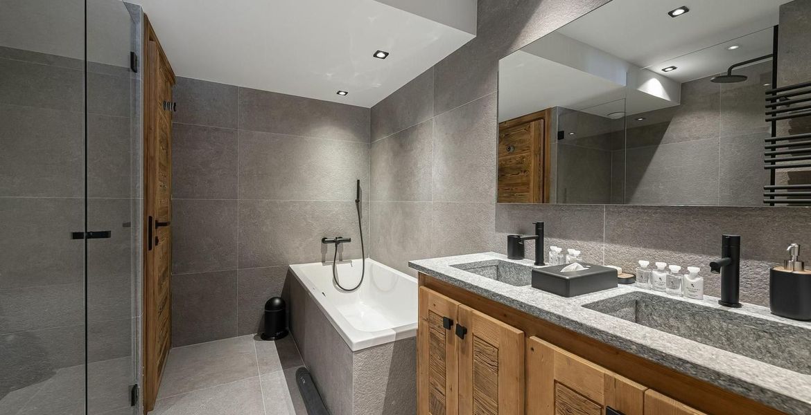 Luxury chalet rental in Courchevel 1550 Village