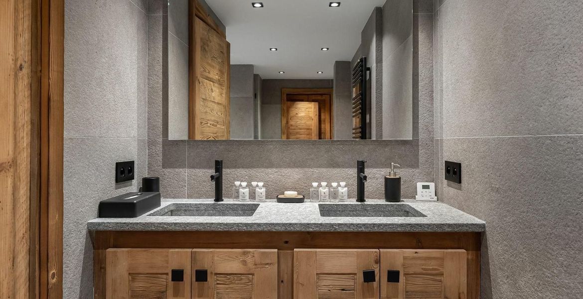 Luxury chalet rental in Courchevel 1550 Village