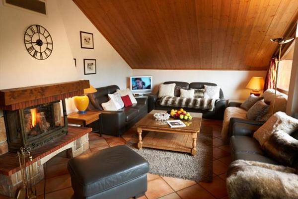 Apartment in Méribel for 14 people