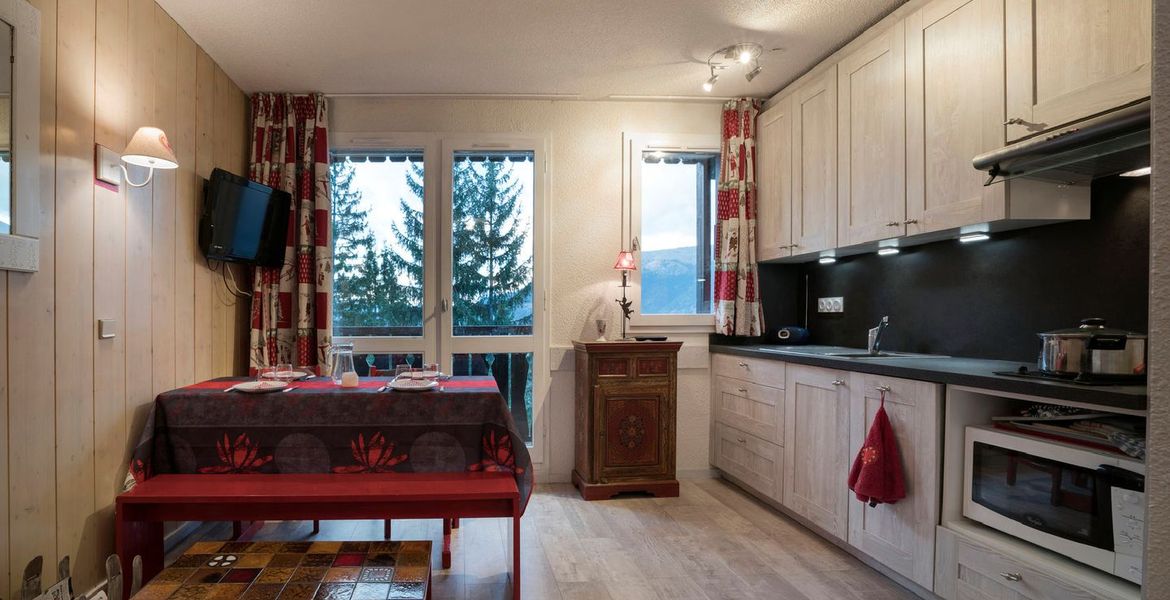 Apartment, in Courchevel 1550 Village - 32m² / 4 people