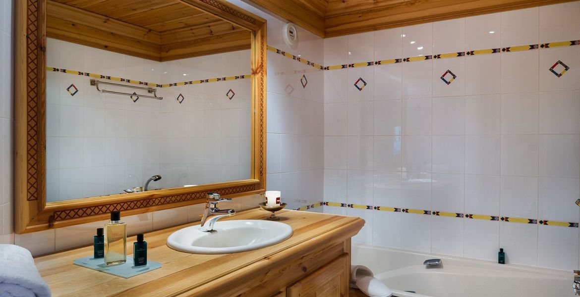 Courchevel 1850  3 Bedrooms - 63 sqm  For 8 guests