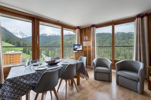 Apartment, in Courchevel 1650 Moriond --  44 m², 1 Bedroom