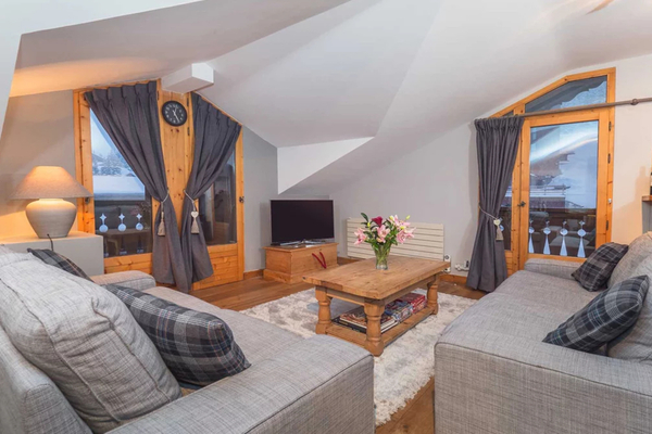 Apartment, in Courchevel 1850 for 6 people with 3 bedrooms