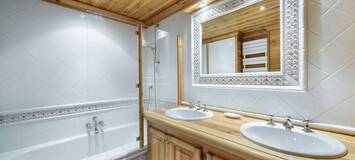 Chalet in Courchevel 1650 for rental - 210 sq.m of surface