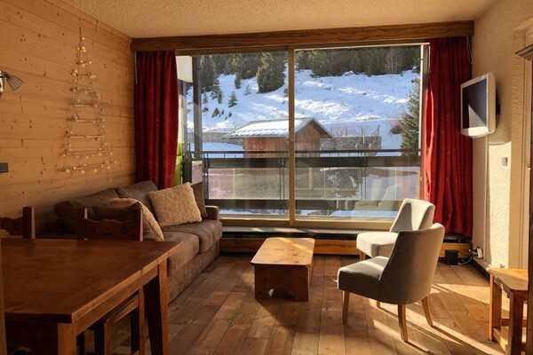 Apartment, in Courchevel 1550 Village for 6 people 