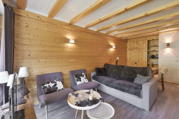 Apartment, in Courchevel 1550 Village for rental with 51 m² 