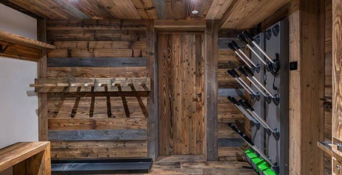 This Chalet can accommodate 10 people in Val D Isere 