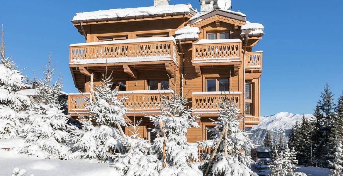 Apartment, in Bellecôte, Courchevel 1850 with 110m² built