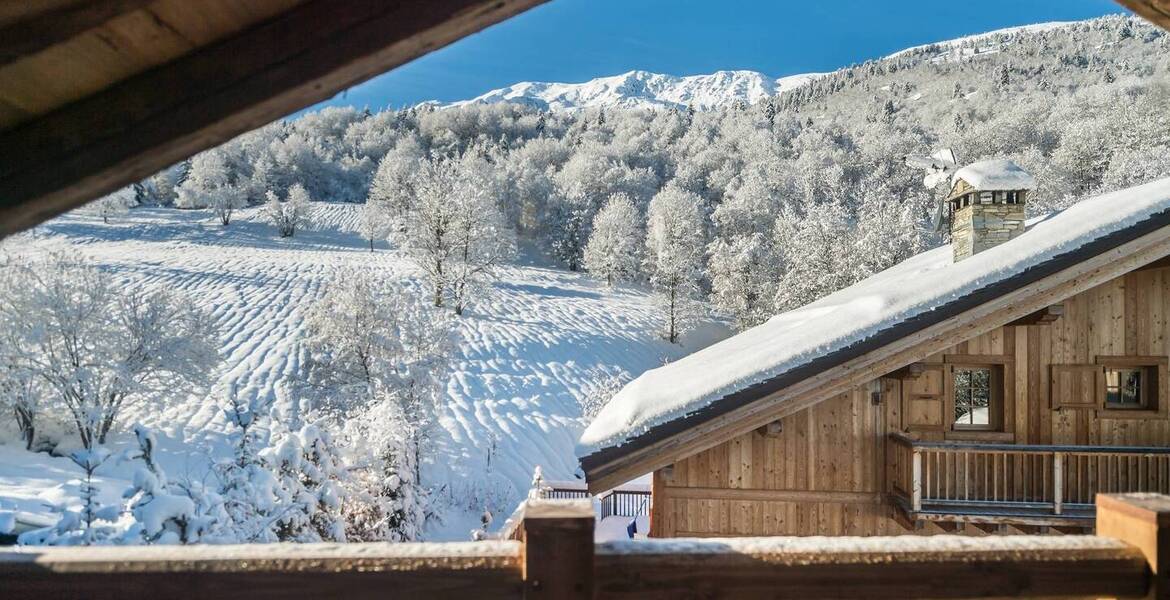 Appartement à louer niché à Le Raffort, Méribel 175m²