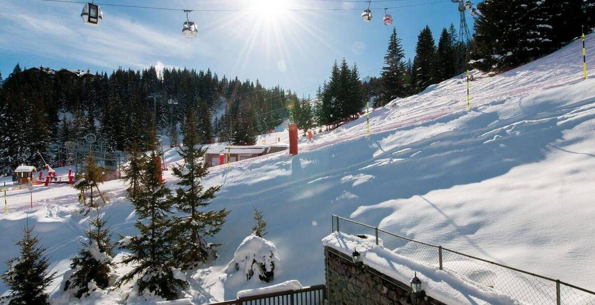 Cet appartement à louer est situé aux Chenus Courchevel 1850