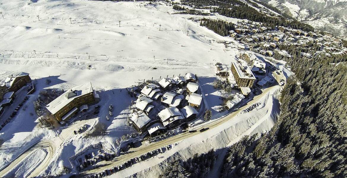 Apartment in Pralong, Courchevel 1850 for rental with 65sqm.