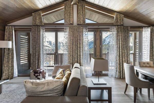 Superb 145sqm apartment of 3 bedrooms in Courchevel 1550