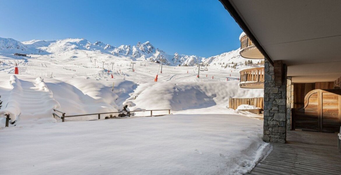 Appartement spacieux avec accès ski direct à Pralong