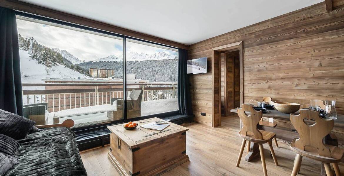 Located in the centre of Courchevel 1650 Moriond