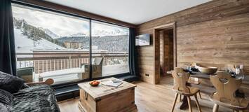 Located in the centre of Courchevel 1650 Moriond