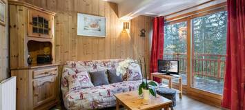 The apartment is located in Chenus, Courchevel 1850