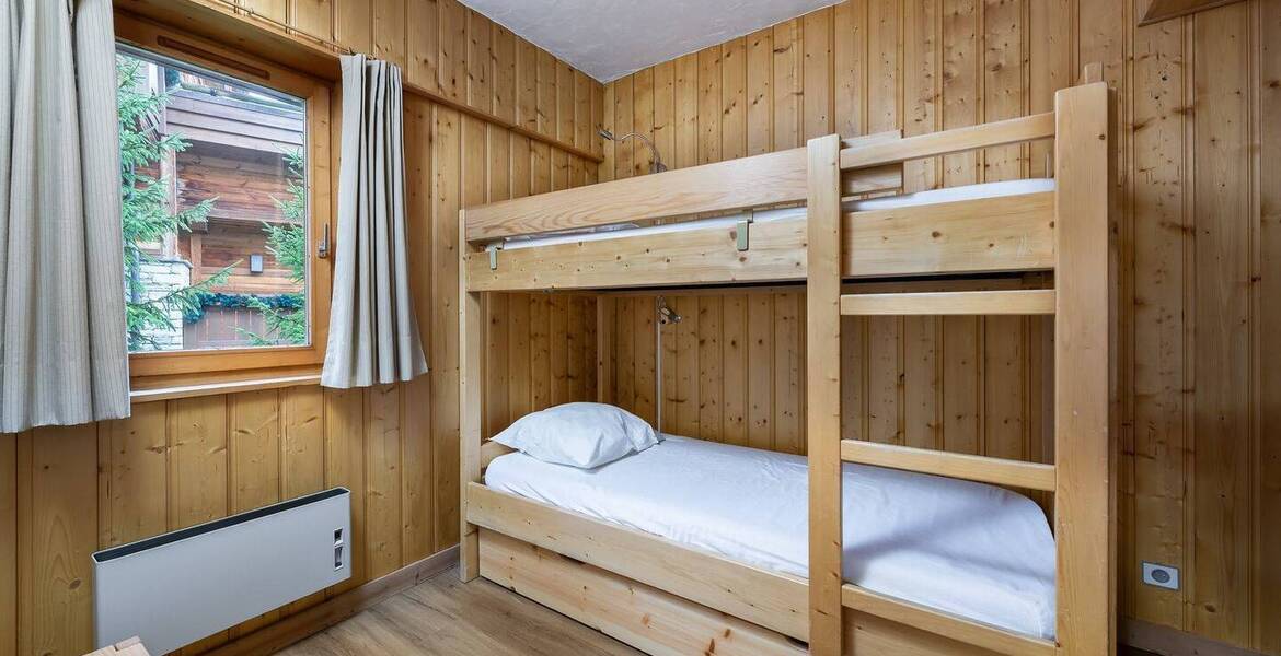 El apartamento está ubicado en Chenus, Courchevel 1850 